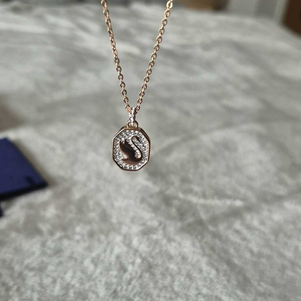 Swarovski Swan Necklace - Picture 7 of 12